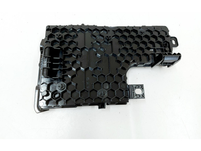 Блок комфорта 1657650-00-C   Tesla Model Y   