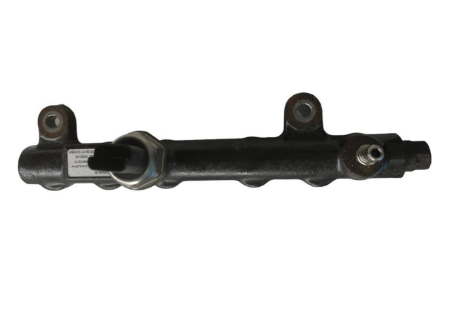 Vstřikovací lišta 9674300080   Peugeot 3008 II     