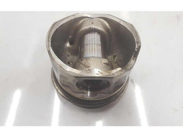 Píst 131013015001, 131013015001   Toyota Land Cruiser (J120)     