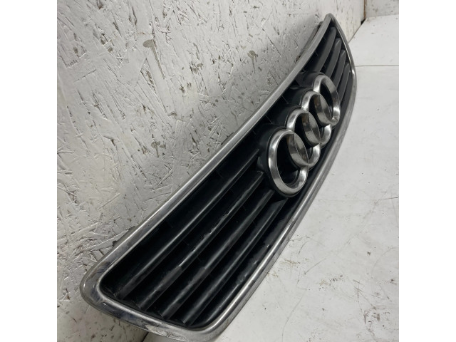 Передняя решётка Audi A6 S6 C4 4A 1994-1997 года 4A0853651C      