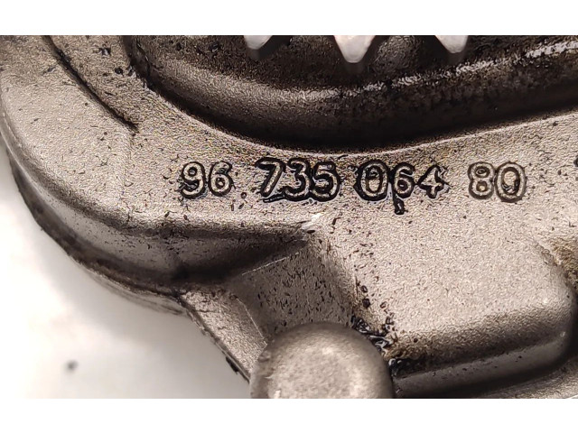 Čerpadlo oleje 9673506480   Peugeot 208   HMZ(EB2F)