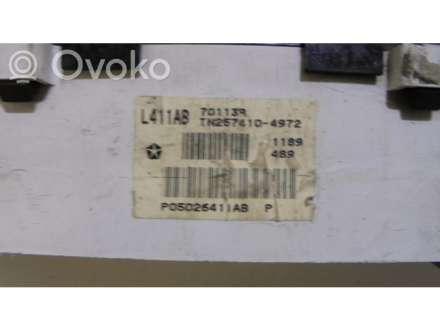 Přístrojová deska  Chrysler 300M 1999 P05026411ABP  