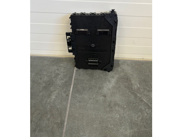 Блок предохранителей JX6T15604RCD   Ford Focus    
