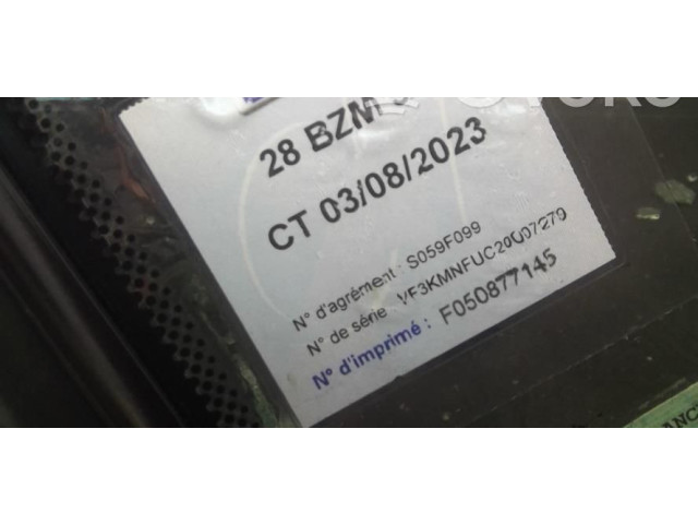 Zpětné zrcátko  Peugeot 1007 2005  8153WQ  