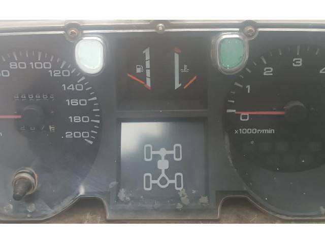 Přístrojová deska  Mitsubishi Montero 2001 MR298406  