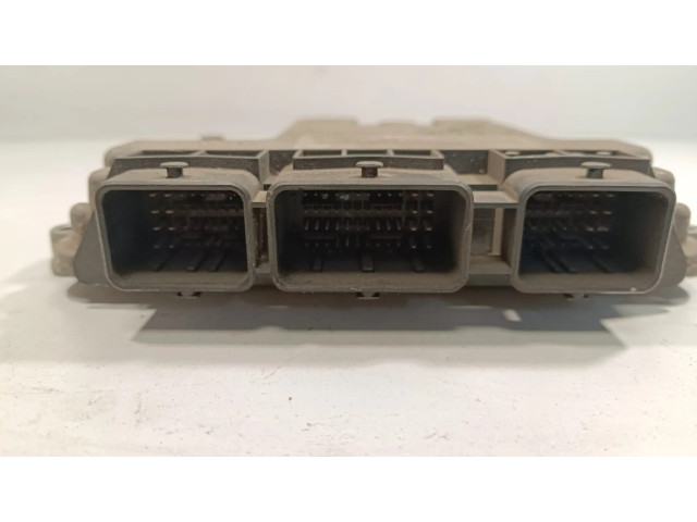 Блок управления двигателя 0281011549   Renault Megane II