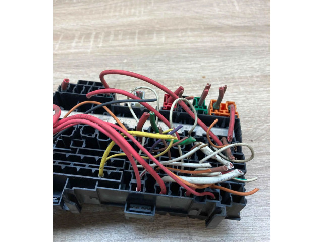 Блок предохранителей 7703497782B, 7703297988   Renault Megane I    
