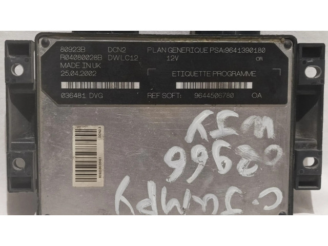 Блок управления двигателя 9644506780, 9641390180   Citroen Jumpy