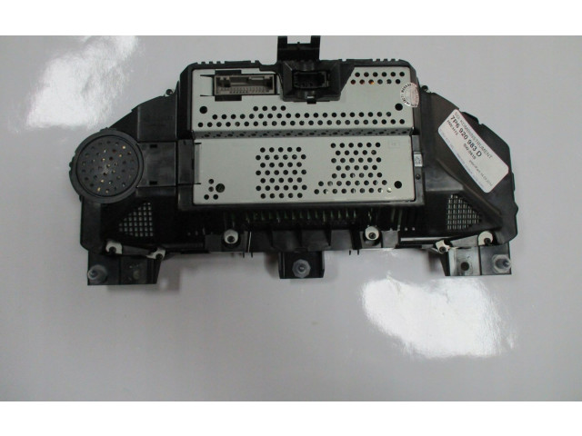 Панель приборов 7P6920983D   Volkswagen Touareg II       