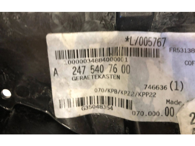   Pojistková skříňka a2475407600   Mercedes-Benz GLA H247 2021