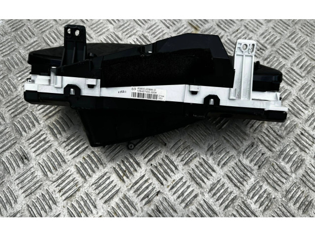Přístrojová deska  Toyota Yaris 2008 838000D690D, MB4573003206  