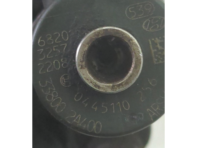 Vstřikovač 0445110256, 338002A400   Hyundai i30     
