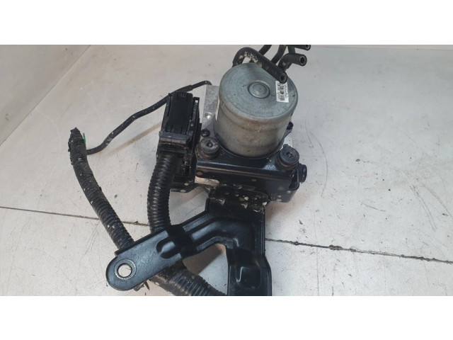 Jednotka ABS 589203Z600   Hyundai i40 2015