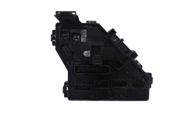 Блок предохранителей SNCA010   Honda Civic    