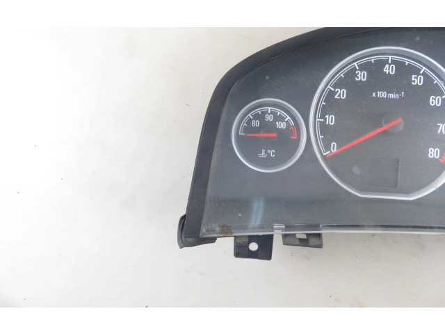 Přístrojová deska  Opel Vectra C 2004 13186701EM, 13186701EM  