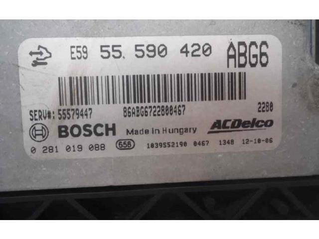 Řídící jednotka 0281019088   Opel Zafira C 2013