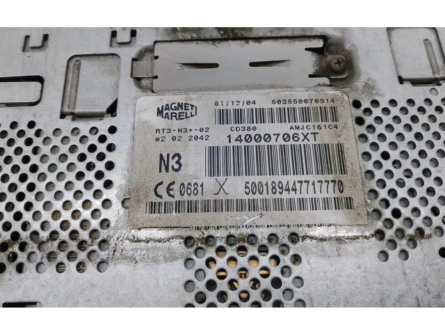 Радио/ проигрыватель CD/DVD / навигация    Lancia Phedra   