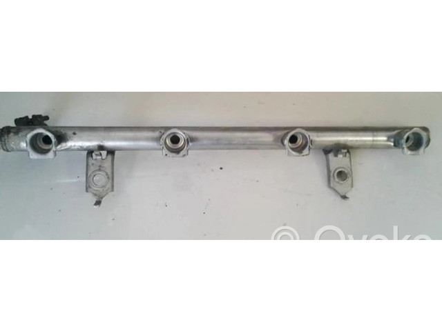 Vstřikovací lišta 96614001, 863103   Mercedes-Benz A W168  pro benzínový motor 1.4  