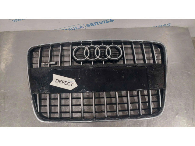 Передняя решётка Audi Q7 4L 2005-2015 года 4L0853651F      