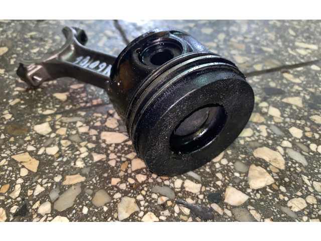  Поршень  7657X  Renault Kangoo I  