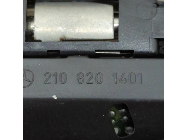 Дисплей    2108201401   Mercedes-Benz E W210
