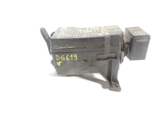 Pojistková skříňka Řídící jednotka BSM 8274160010, 8266160120   Toyota Land Cruiser (J100) 2001