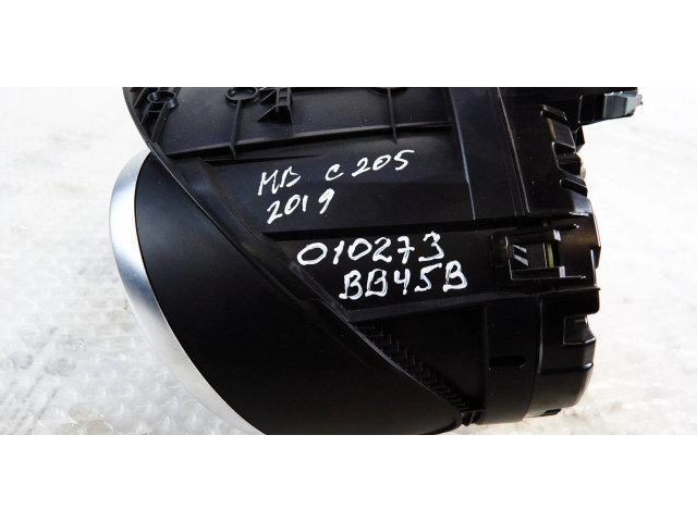 Přístrojová deska  Mercedes-Benz C W205 2017 a2059006733, a2059013515  