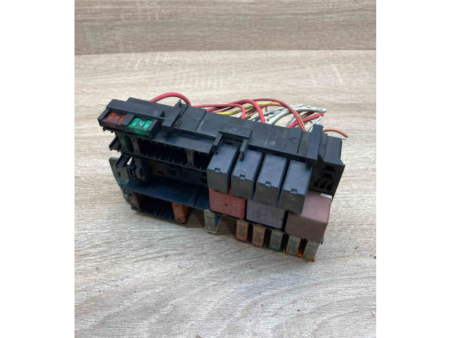 Блок предохранителей 7703497782B, 7703297988   Renault Megane I    