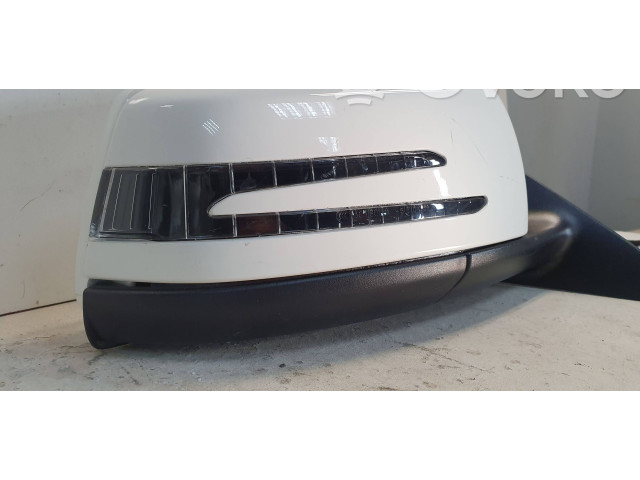 Zpětné zrcátko  Mercedes-Benz CLA C117 X117 W117 2013  A1178102419  