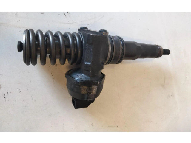 Форсунка 0414720215    Skoda Roomster (5J)   