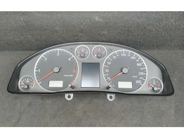 Přístrojová deska  Audi A6 S6 C5 4B 2003 4B0920033M  