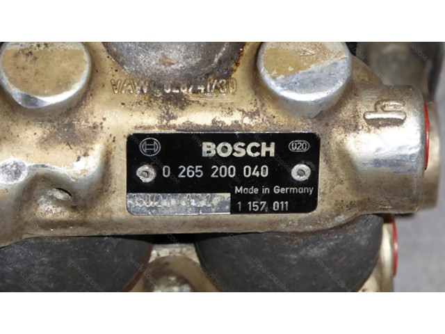 Jednotka ABS 34511157011   BMW 3 E30 1987