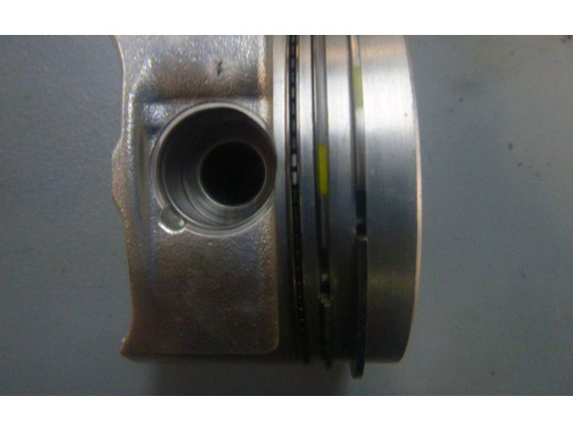  Поршень M62-B35   BMW 5 E39  