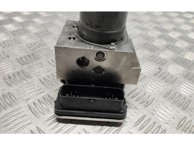 Jednotka ABS A2069001016   Mercedes-Benz C W206 2023