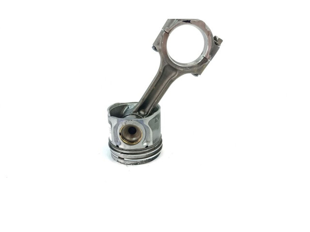  Поршень с шатуном D4CB 234104A920  KIA Sorento  
