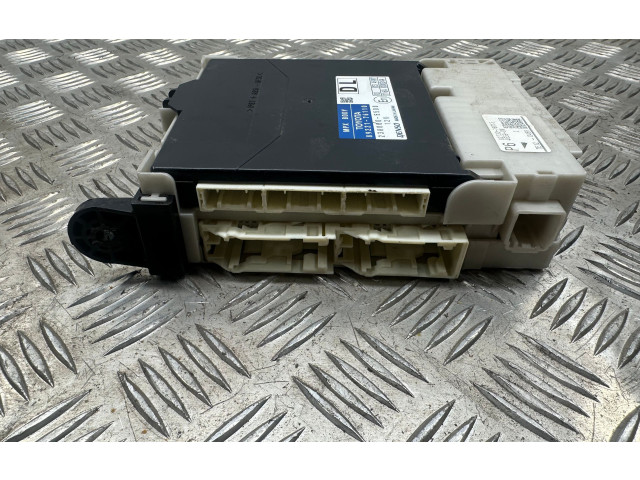 Блок комфорта 8922176110   Lexus CT 200H   