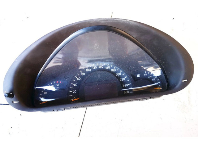 Přístrojová deska  Mercedes-Benz C W203 2003 87001411, 88311323  