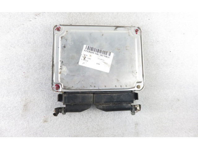 Блок управления двигателя 0261204898, 8N0906018A   Audi TT Mk1