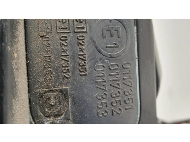 Zpětné zrcátko  BMW 3 E46 2004  0117352, 0117351  