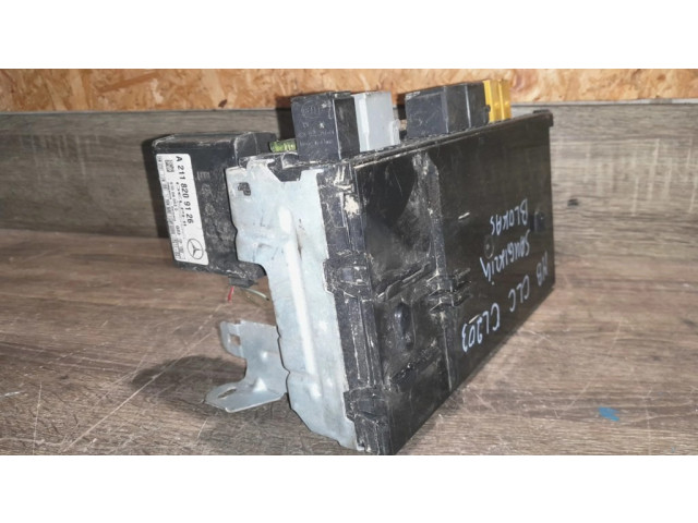 Блок предохранителей 2035454701   Mercedes-Benz CLK A209 C209    