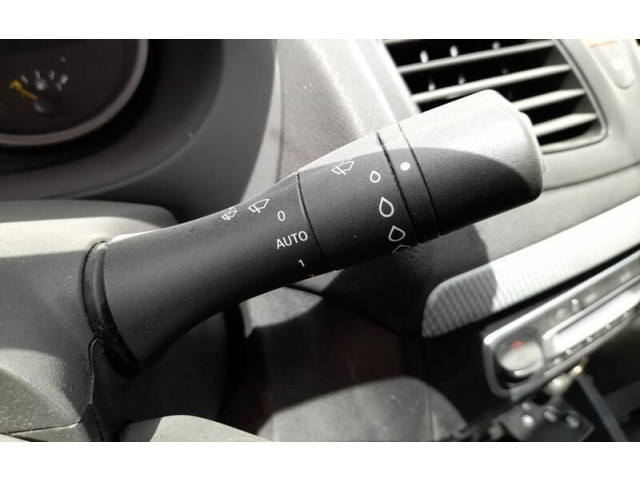 Ручка стеклоочистителей 255670040R   Renault Fluence