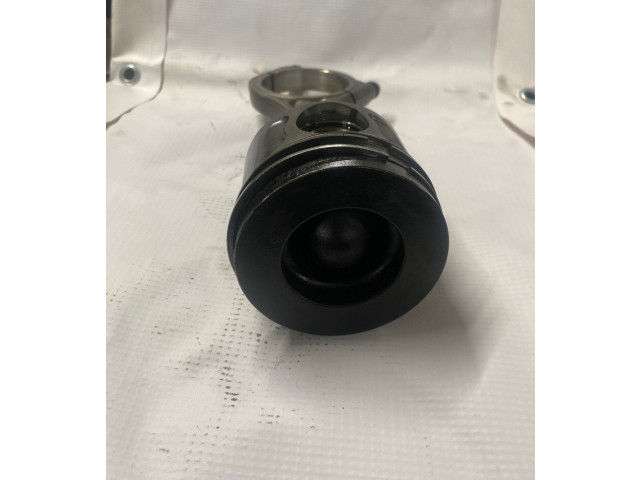 Píst H268X   Land Rover Range Rover Sport L494     