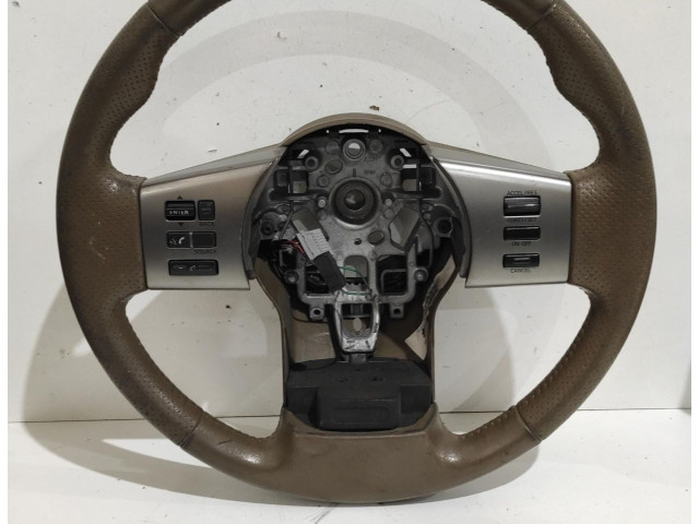 Volant Nissan Pathfinder R51 2005   