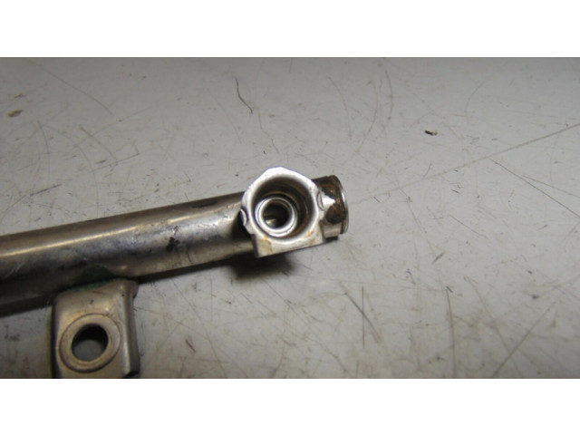 Vstřikovací lišta A1660700295   Mercedes-Benz A W168  pro benzínový motor 1.9  