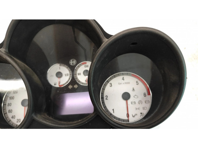 Панель приборов 156050197, 110080264011   Alfa Romeo GT       