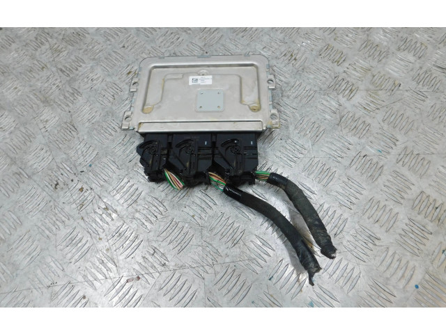 Řídící jednotka 237106048S, 2C38542500   Nissan Micra K14 2019