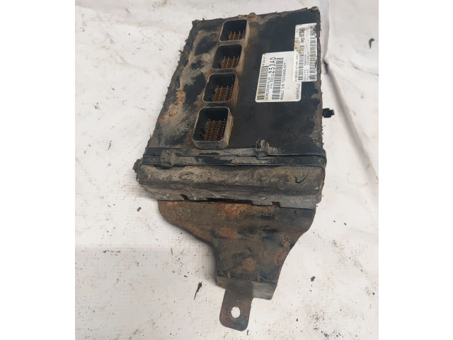 Блок управления двигателя P68025823AD   Volkswagen Routan