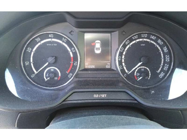 Přístrojová deska  Skoda Octavia Mk3 (5E) 2014 5E0920871C, A2C83639900  