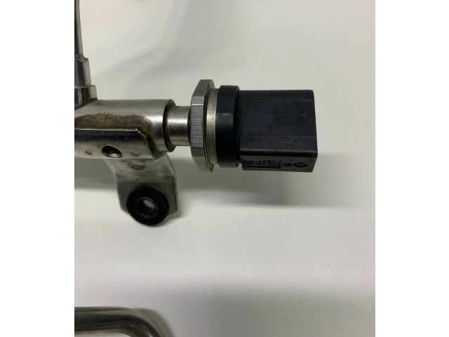 Vstřikovací lišta 7848363, 13537848363   BMW M3 F80     