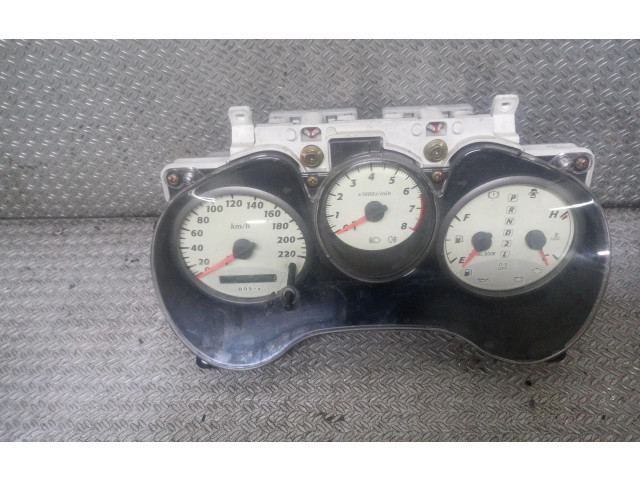 Přístrojová deska  Toyota RAV 4 (XA20) 2002 8380042870  